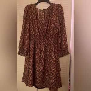 Long sleeved, floral babydoll mini dress sz lg worn 2-3x